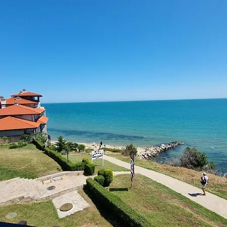 Apartment под наем с фронтална гледка море, гр. влас *